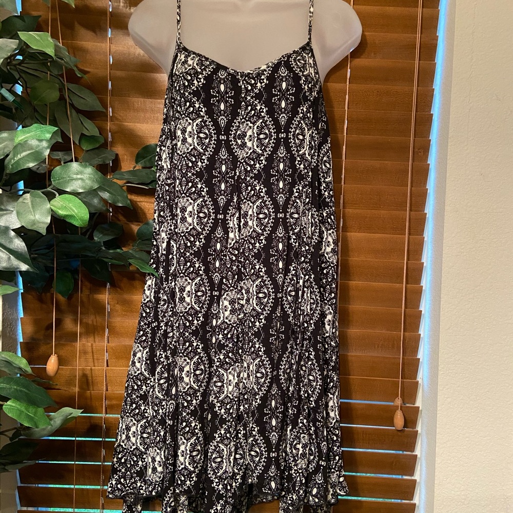 Lily Rose Black and White dress, Small